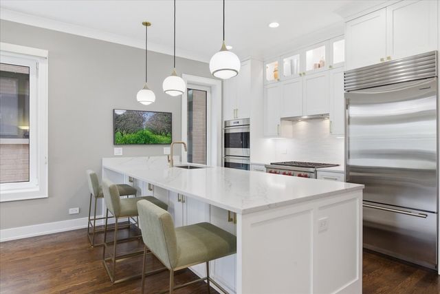 1321 W Wrightwood Avenue 3, Chicago, IL 60614