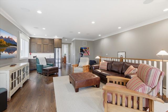 1321 W Wrightwood Avenue 3, Chicago, IL 60614