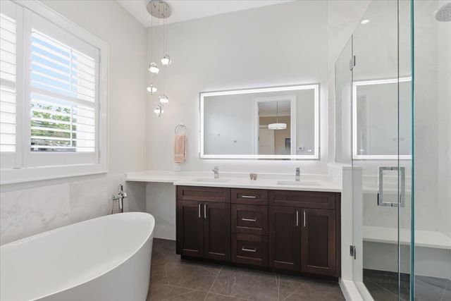 1321 W Wrightwood Avenue 3, Chicago, IL 60614