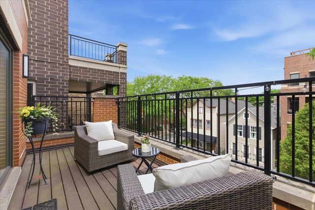 1321 W Wrightwood Avenue 3, Chicago, IL 60614
