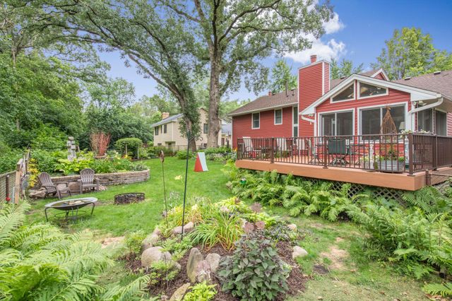 1140 86th Avenue N, Brooklyn Park, MN 55444