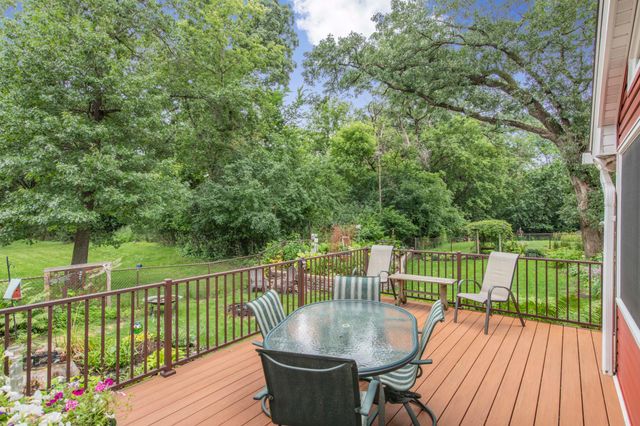 1140 86th Avenue N, Brooklyn Park, MN 55444