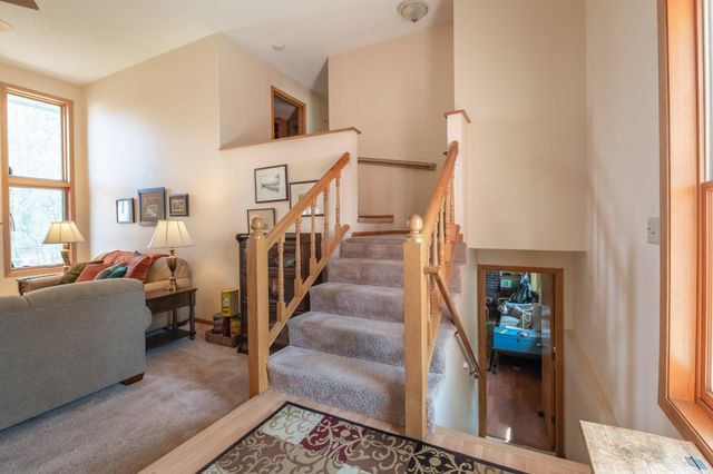 1140 86th Avenue N, Brooklyn Park, MN 55444