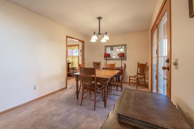 1140 86th Avenue N, Brooklyn Park, MN 55444