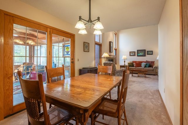 1140 86th Avenue N, Brooklyn Park, MN 55444