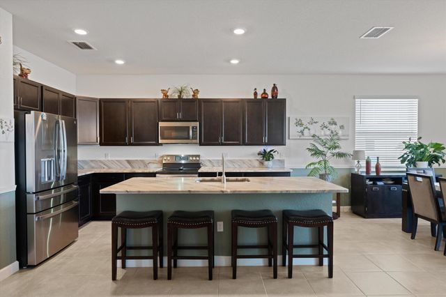 911 Bent Creek Drive, Fort Pierce, FL 34947