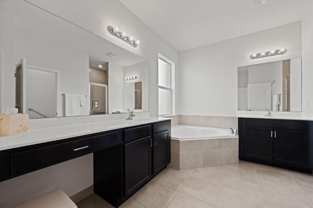 911 Bent Creek Drive, Fort Pierce, FL 34947