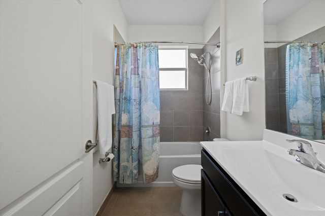 911 Bent Creek Drive, Fort Pierce, FL 34947