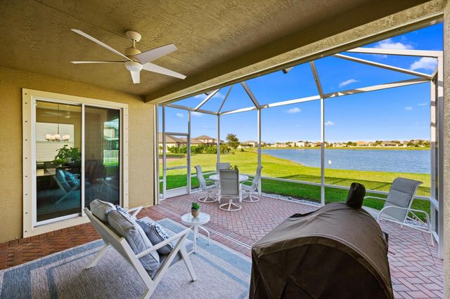 911 Bent Creek Drive, Fort Pierce, FL 34947