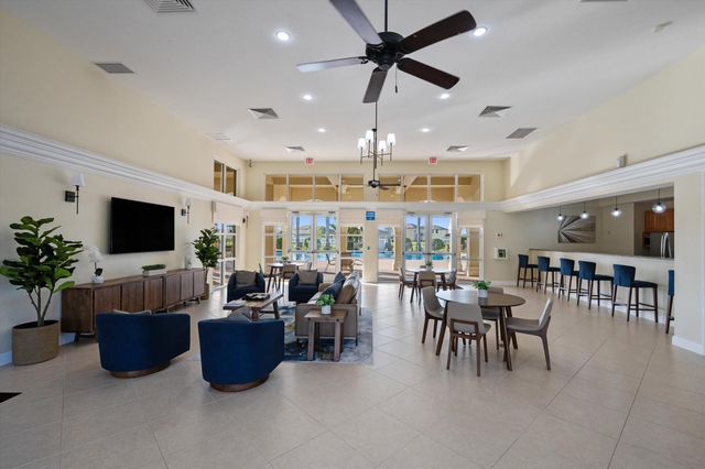 911 Bent Creek Drive, Fort Pierce, FL 34947