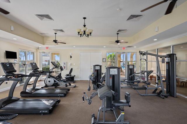 911 Bent Creek Drive, Fort Pierce, FL 34947