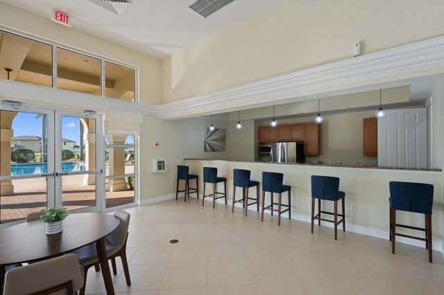 911 Bent Creek Drive, Fort Pierce, FL 34947