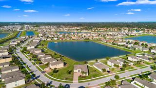 911 Bent Creek Drive, Fort Pierce, FL 34947