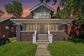 13335 Strathmoor Street, Detroit, MI 48227