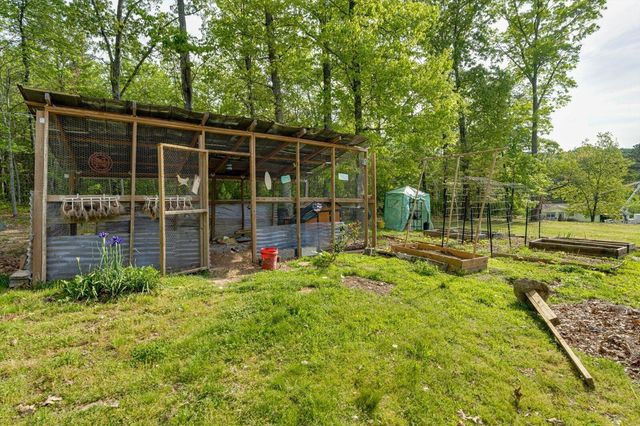 4156 N Marble Top Road, Chickamauga, GA 30707