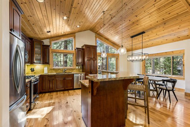 11749 Baden Road, Truckee, CA 96161