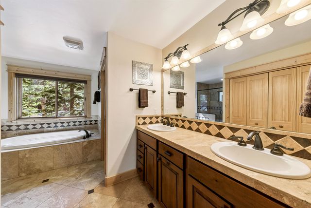 11749 Baden Road, Truckee, CA 96161