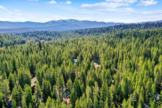 11749 Baden Road, Truckee, CA 96161