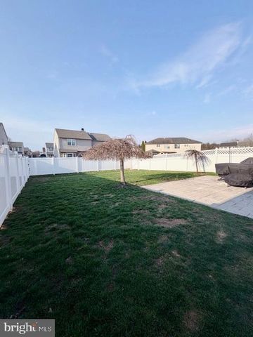1155 SCHOOL HOUSE LN, Quakertown, PA 18951