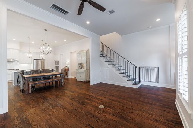 247 Green Boulevard, Shenandoah, TX 77384