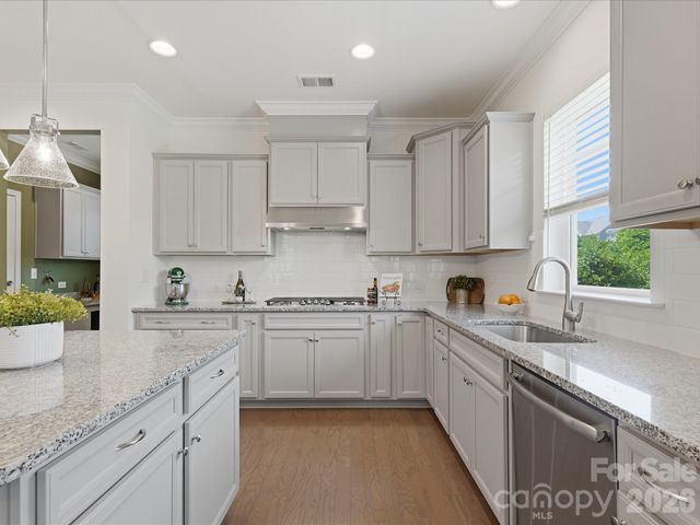 1000 Hallmark Way, Waxhaw, NC 28173
