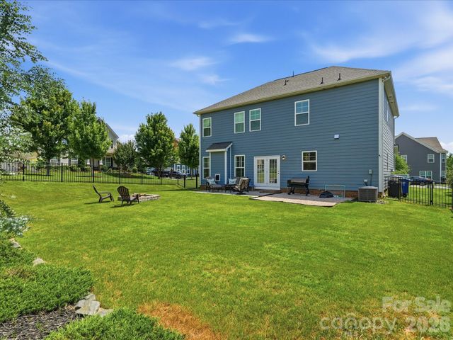 1000 Hallmark Way, Waxhaw, NC 28173