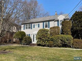 39 Copley Avenue, Teaneck, NJ 07666