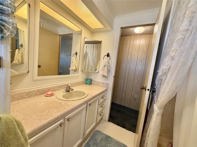 100 MARIGOLD STREET, Leesburg, FL 34748