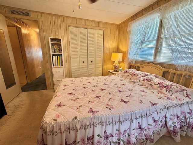 100 MARIGOLD STREET, Leesburg, FL 34748