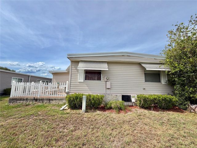 100 MARIGOLD STREET, Leesburg, FL 34748