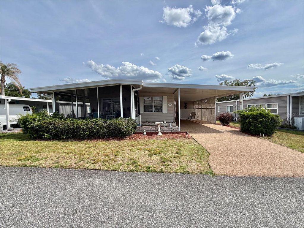 100 MARIGOLD STREET, Leesburg, FL 34748