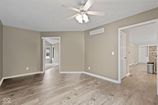 12619 Doe Lane, Indianapolis, IN 46236