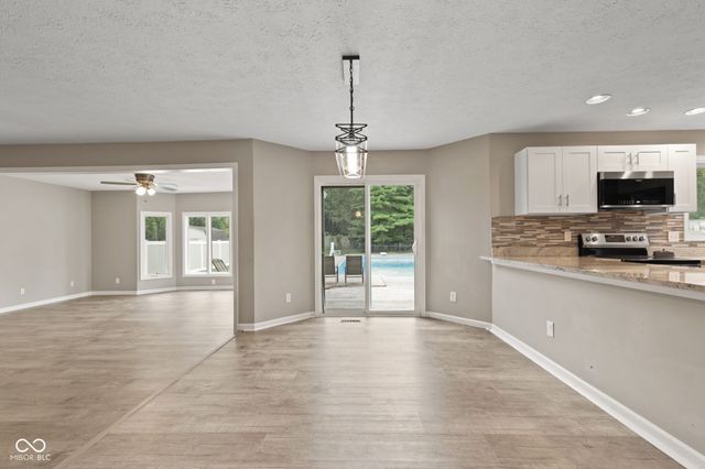 12619 Doe Lane, Indianapolis, IN 46236