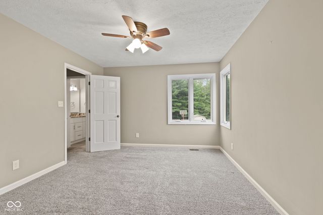 12619 Doe Lane, Indianapolis, IN 46236