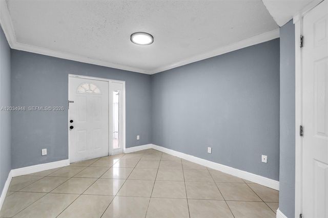 5335 W 23rd Ct 13-4, Hialeah, FL 33016