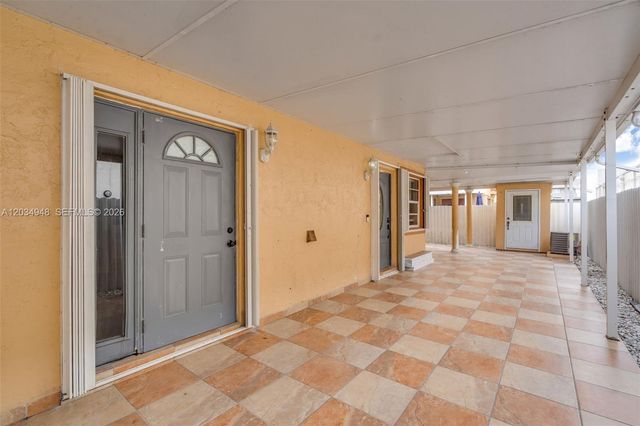 5335 W 23rd Ct 13-4, Hialeah, FL 33016