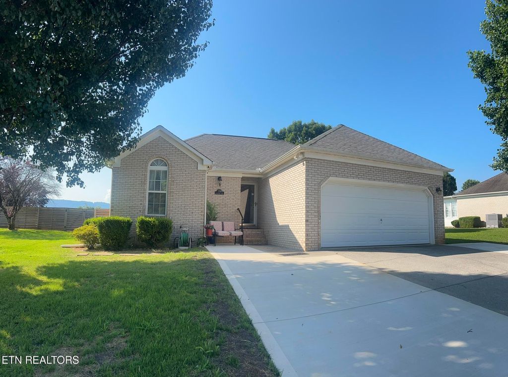 534 Mogridge Way, Maryville, TN 37803