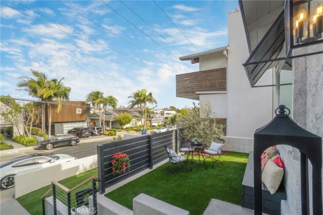 3313 Pacific, Manhattan Beach, CA 90266