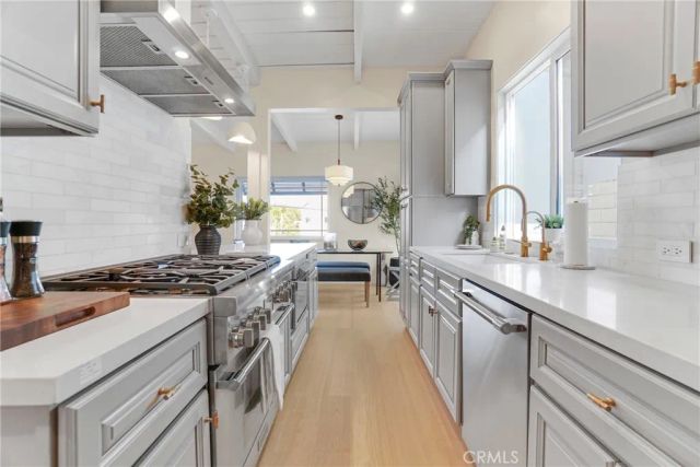 3313 Pacific, Manhattan Beach, CA 90266