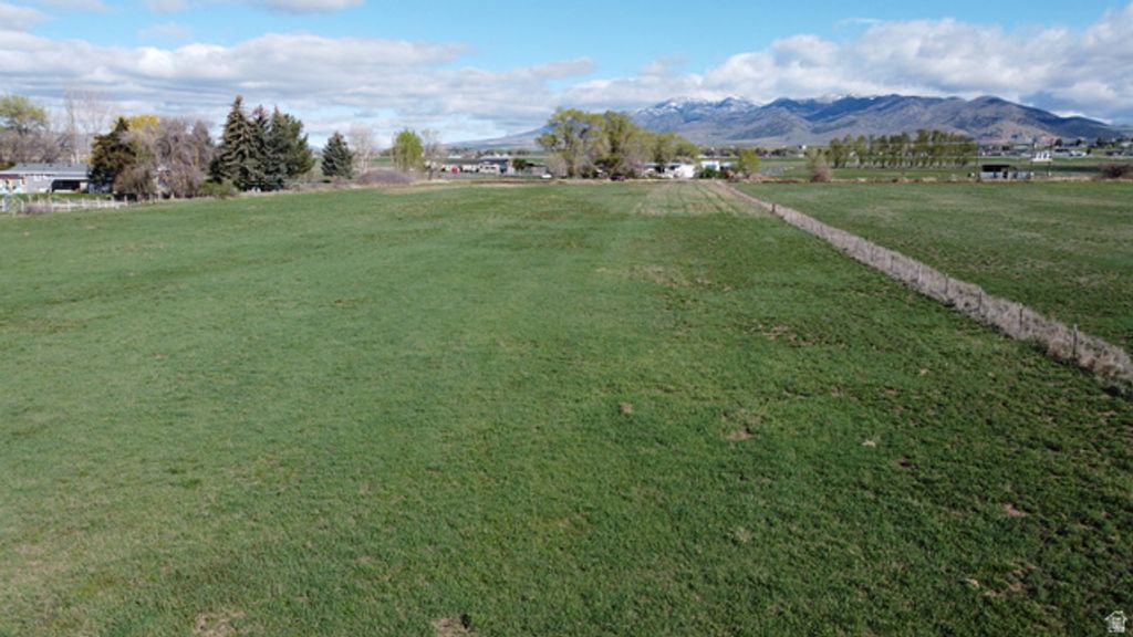 Image 1 of property listing at 1098 W SAMARIA LN, Malad City, ID 83252