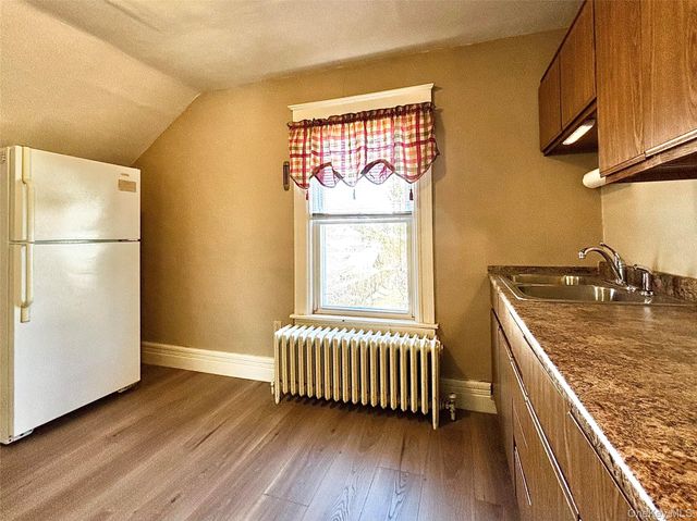 9 Parker Avenue, Hyde Park, NY 12538