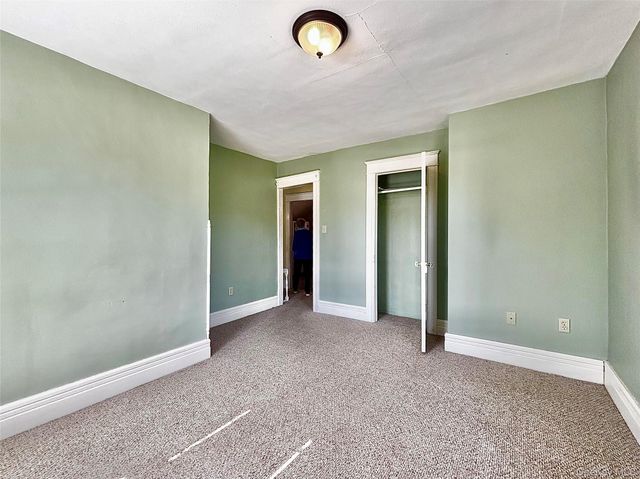 9 Parker Avenue, Hyde Park, NY 12538