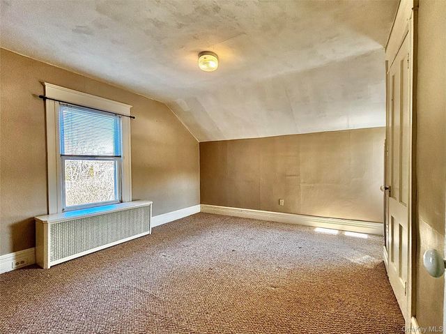 9 Parker Avenue, Hyde Park, NY 12538