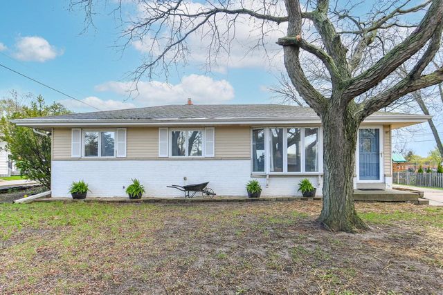5564 S 33rd STREET, Milwaukee, WI 53221