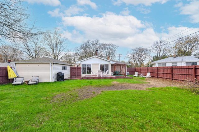 5564 S 33rd STREET, Milwaukee, WI 53221