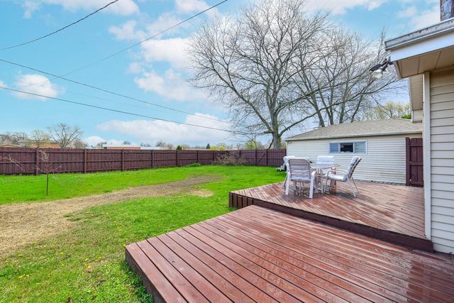 5564 S 33rd STREET, Milwaukee, WI 53221
