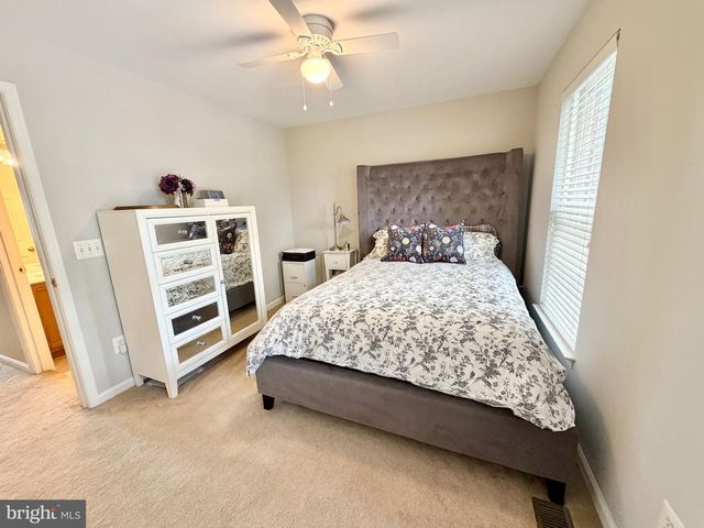 44464 POTTER TER, Ashburn, VA 20147