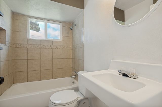 202 W Cherry Street, Duncanville, TX 75116
