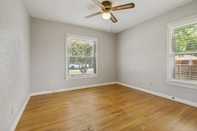 202 W Cherry Street, Duncanville, TX 75116