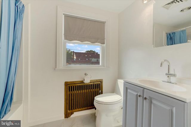 1120 LOUISE AVE, Lancaster, PA 17601